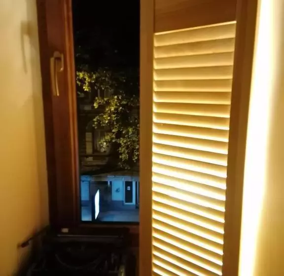 پانسیون Majestic Historic Apartment