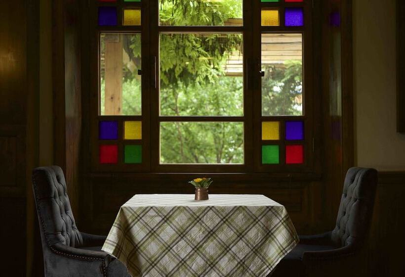 ペンション Songtsam Benzilan