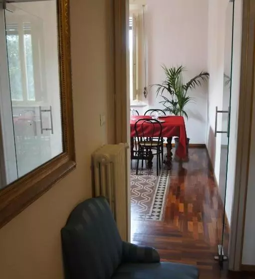 تختخواب و صبحانه Villa Magnolia Park