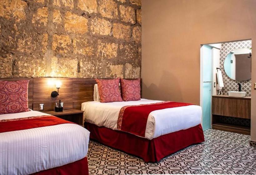 בית מלון כפרי Es Antigua   Casona Allende