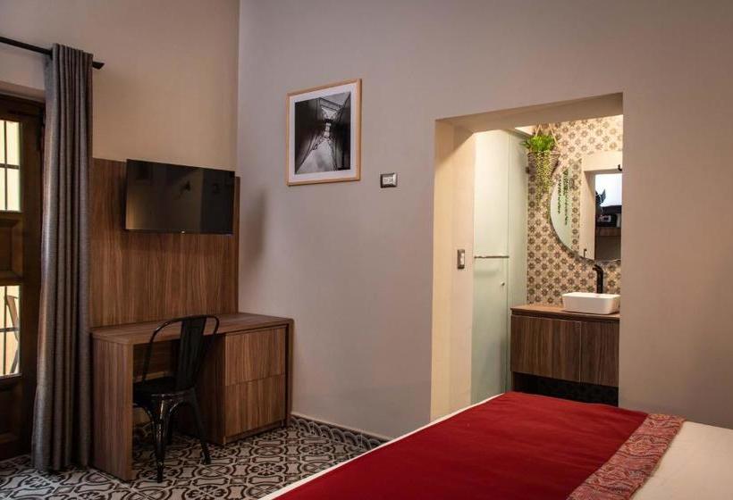 בית מלון כפרי Es Antigua   Casona Allende