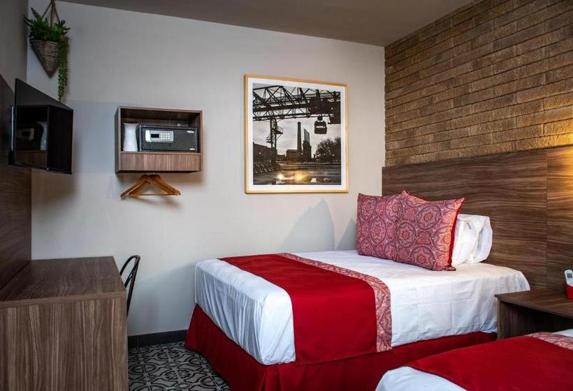 בית מלון כפרי Es Antigua   Casona Allende