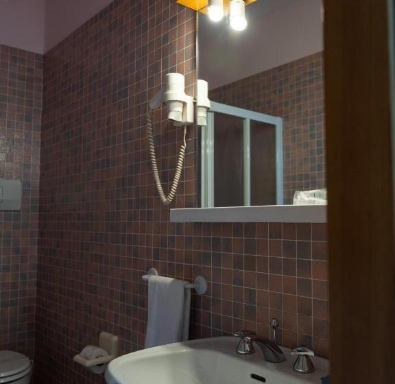 בית מלון כפרי New Genziana