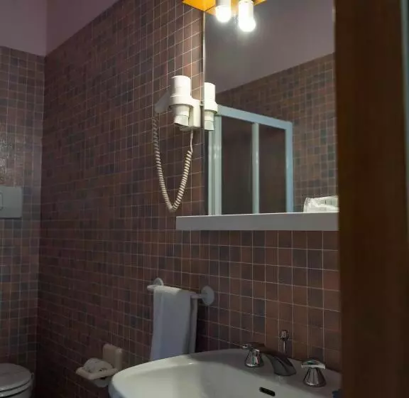 Hotelli New Genziana