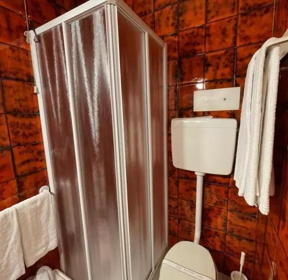 Hotelli New Genziana