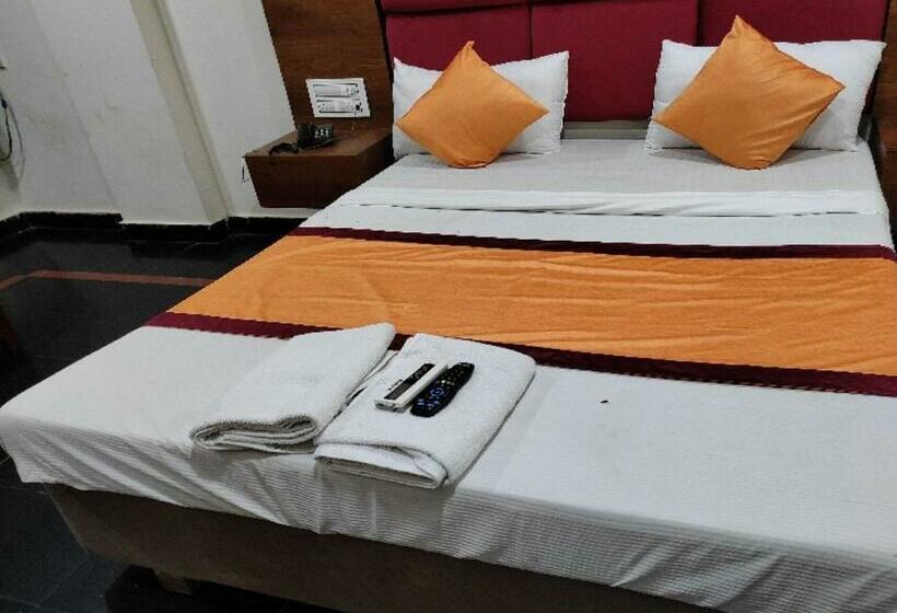 فندق Oyo 80832  Supreeme Inn