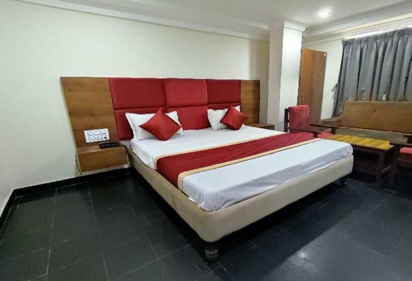 فندق Oyo 80832  Supreeme Inn