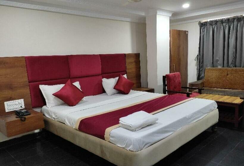 فندق Oyo 80832  Supreeme Inn