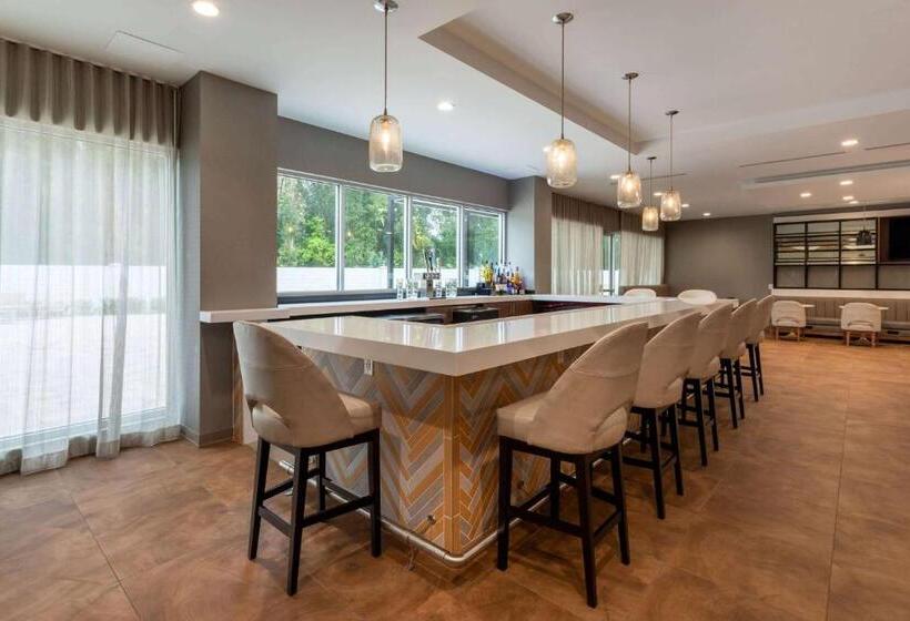 호텔 Wyndham Garden Orlando Airport Free Airport Shuttle