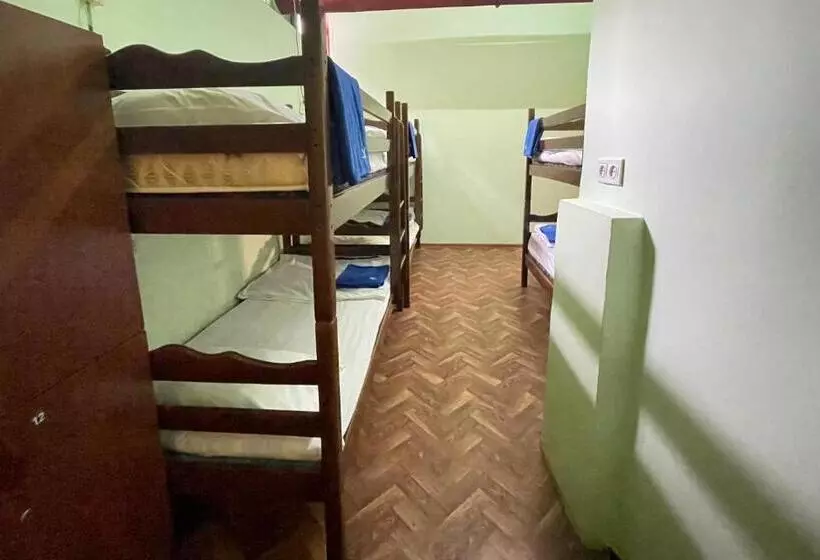 Kataryn Hostel