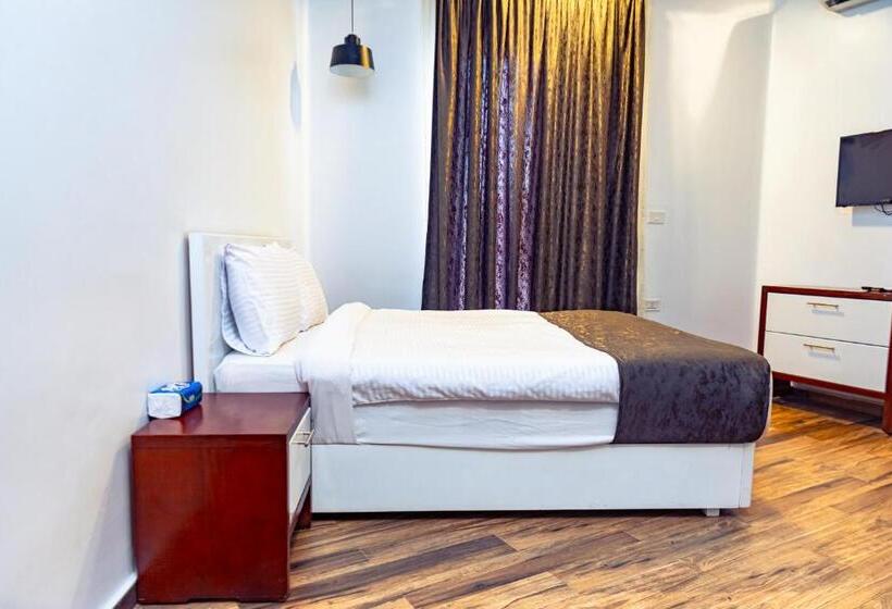 هاستل Museum Plaza