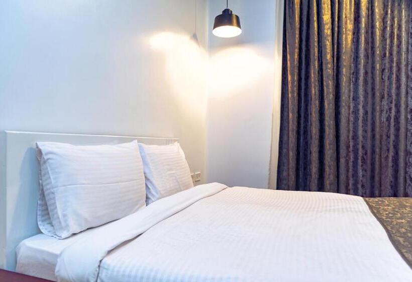 هاستل Museum Plaza