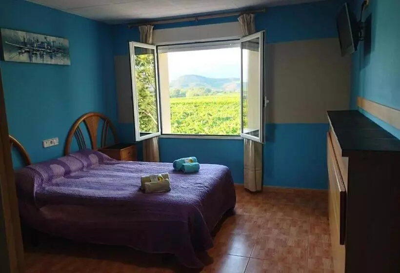 ペンション Hostal Restaurante La Cepa