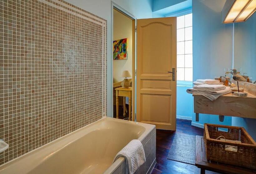 بنسيون La Chaumière, Demeure D'hôtes