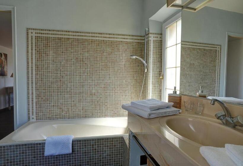 بنسيون La Chaumière, Demeure D'hôtes