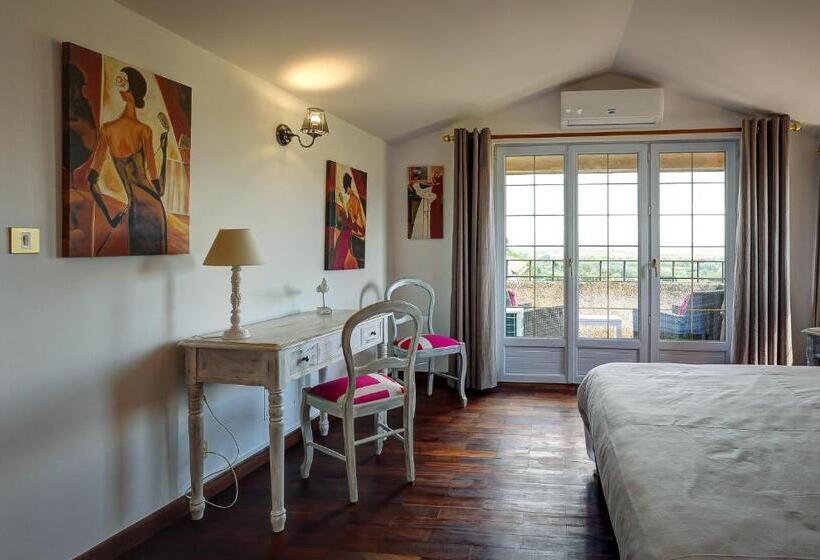 بنسيون La Chaumière, Demeure D'hôtes