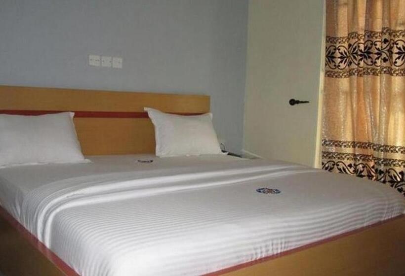 Пансион Room In Lodge Lois Hotels Ltd Makurdi