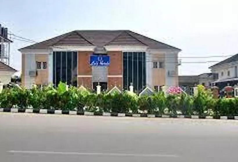 پانسیون Room In Lodge   Lois Hotels Ltd Makurdi