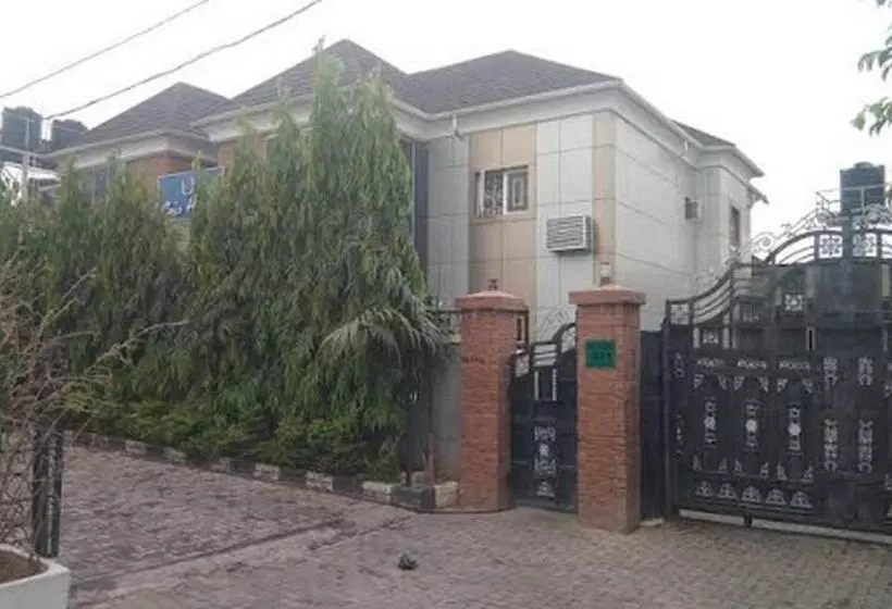 پانسیون Room In Lodge   Lois Hotels Ltd Makurdi