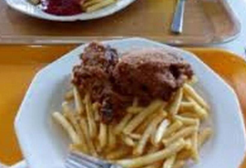 Пансион Room In Lodge Lois Hotels Ltd Makurdi