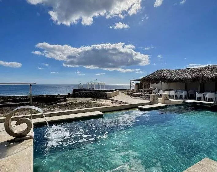 Tritón Hotel Boutique & Restaurant