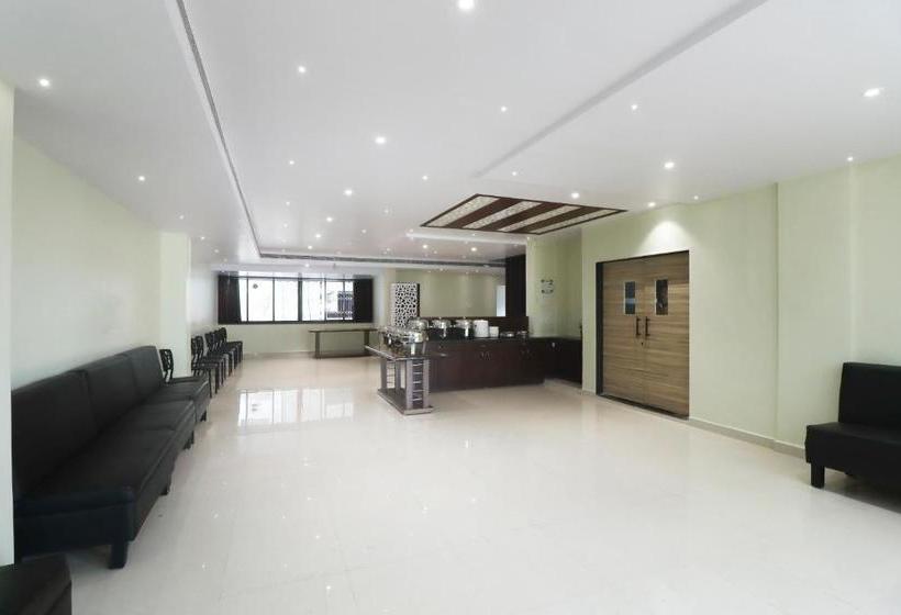 호텔 Capital O  7th Heaven