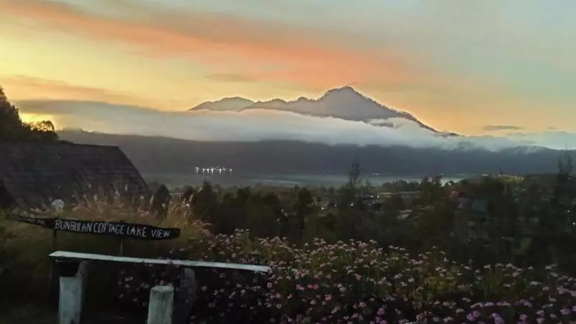 ペンション Bali Cottages Lake View