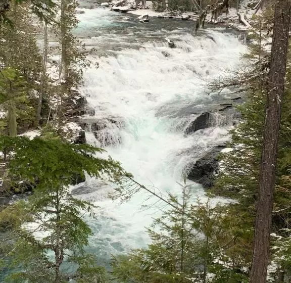 Retkeilymaja Glacier Haven Inn