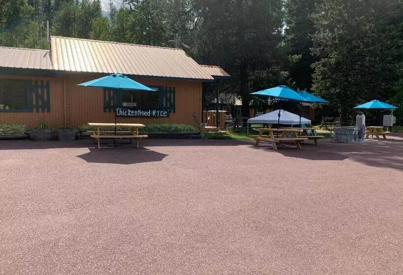 Retkeilymaja Glacier Haven Inn