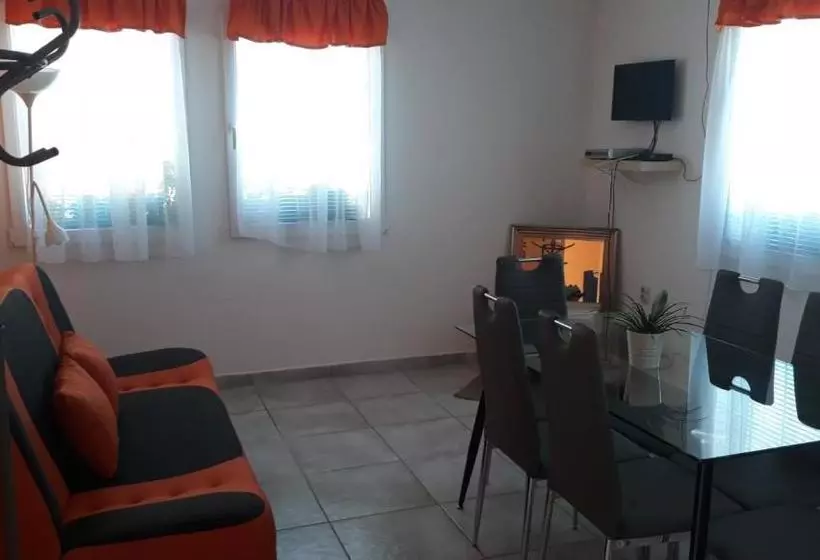 Aamiaismajoitus (B&B) Gabriella Panzió