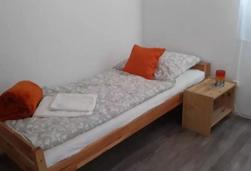 Aamiaismajoitus (B&B) Gabriella Panzió