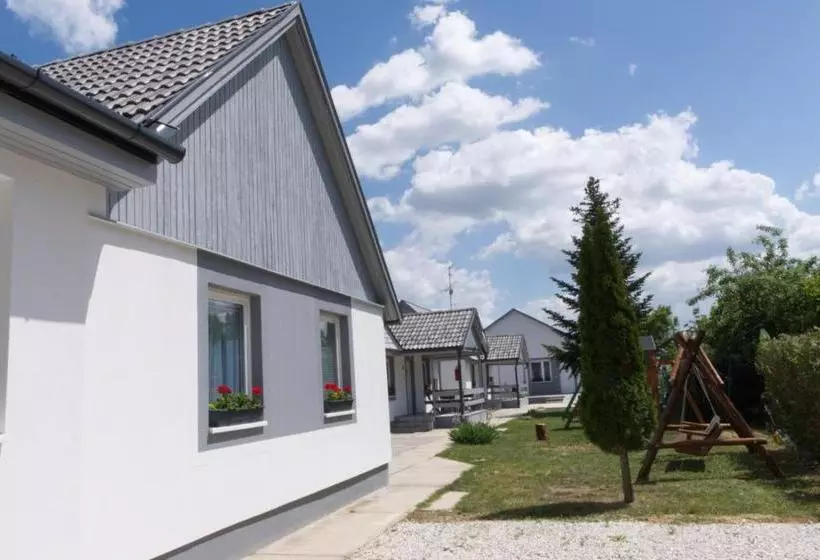 Aamiaismajoitus (B&B) Gabriella Panzió