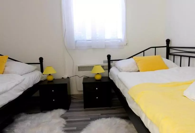 Aamiaismajoitus (B&B) Gabriella Panzió