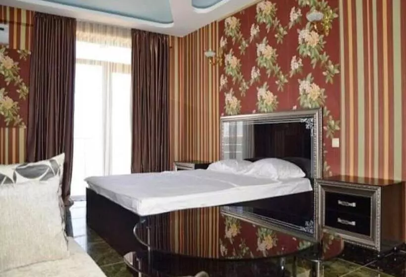 هتل Guria Palace