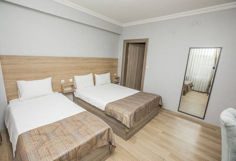 בית מלון כפרי Konuk