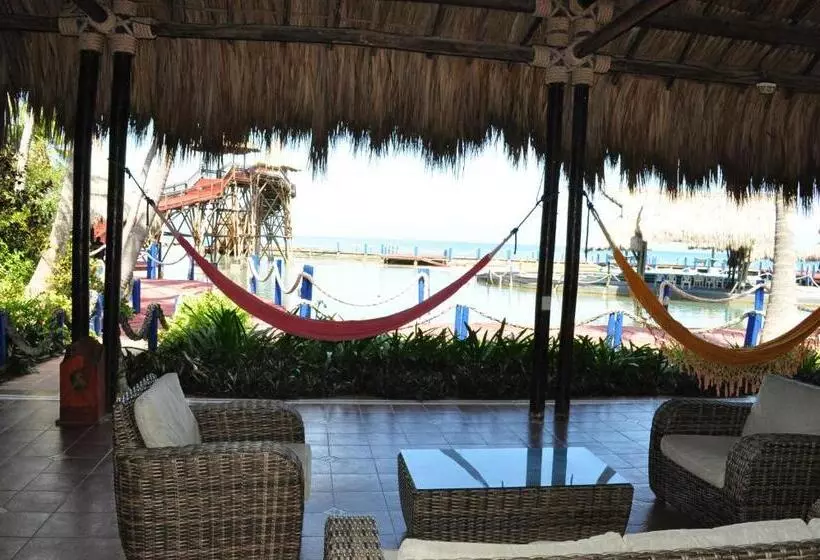 ホテル Múcura Club