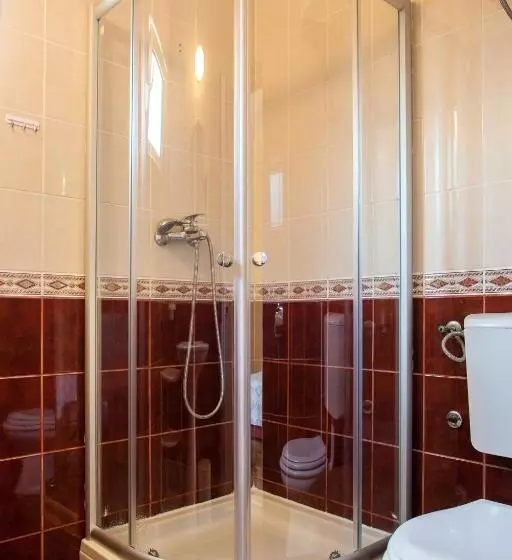 پانسیون Apartments & Rooms Jelka