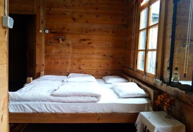 پانسیون Demircioglu Pokut Dag Evi