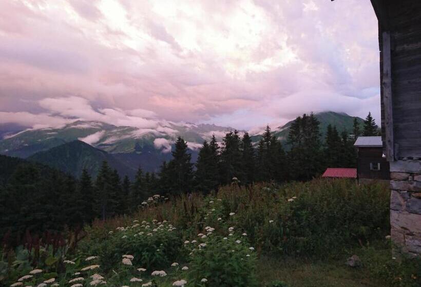 پانسیون Demircioglu Pokut Dag Evi
