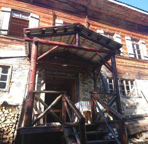 پانسیون Demircioglu Pokut Dag Evi