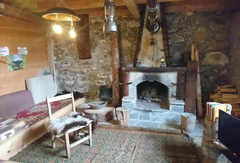 پانسیون Demircioglu Pokut Dag Evi