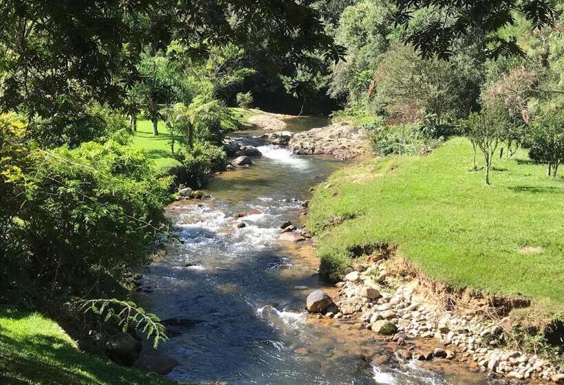 펜션 Pousada Das Hortênsias