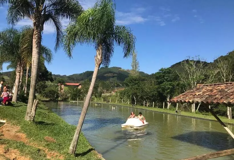 Majatalo Pousada Das Hortênsias