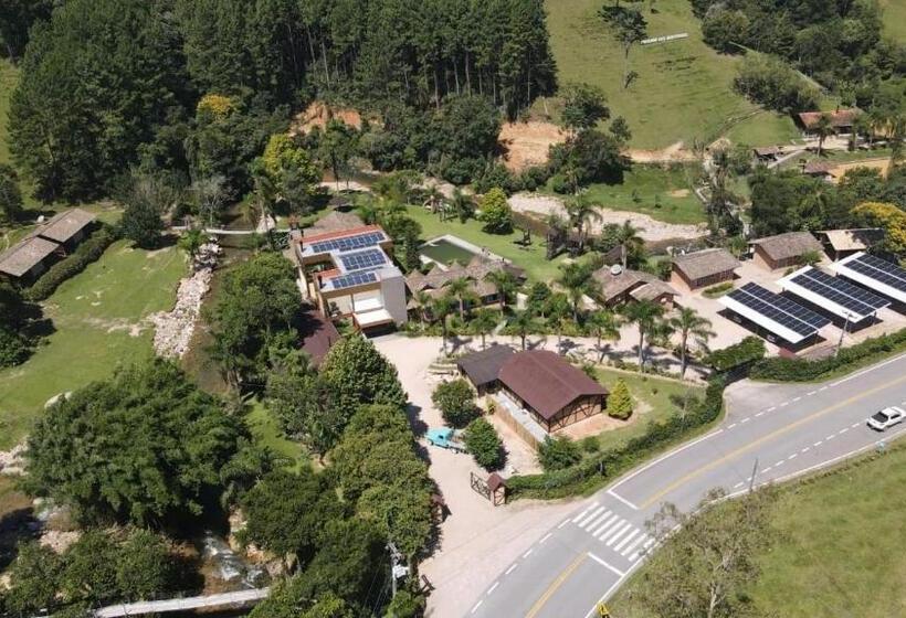 펜션 Pousada Das Hortênsias