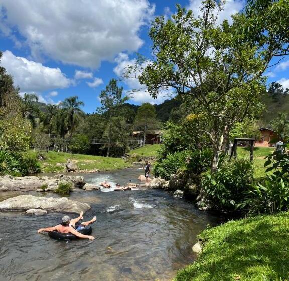 펜션 Pousada Das Hortênsias