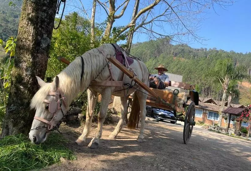 Majatalo Pousada Das Hortênsias