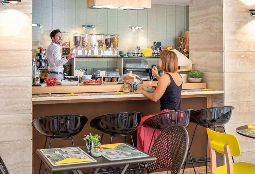 Aparthotel Adagio Rome Vatican