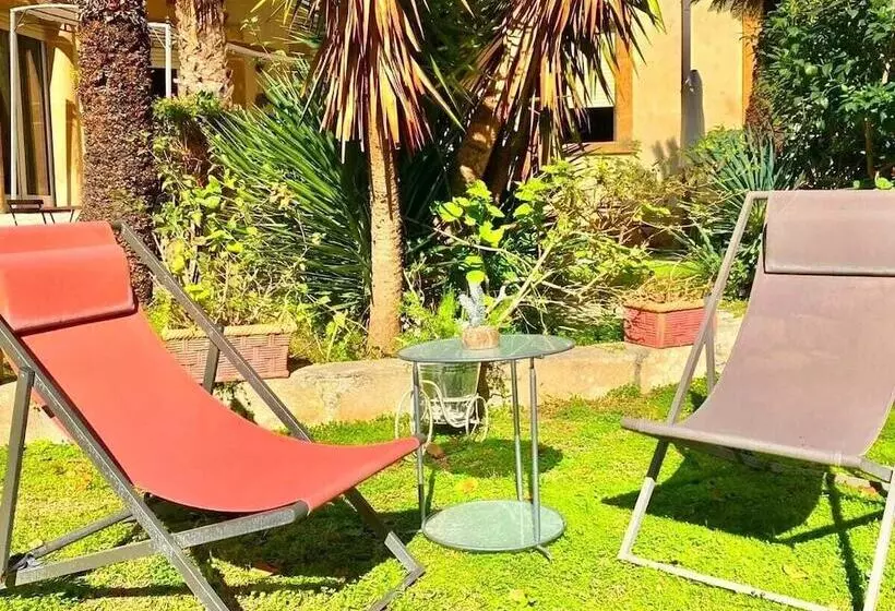 Aedes B&b Il Giardino Dei Sogni