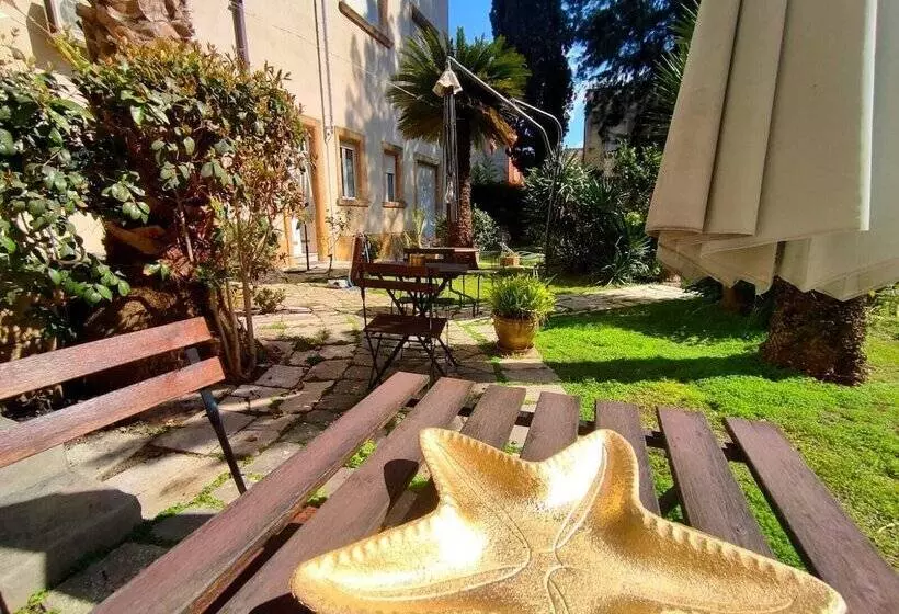 Aedes B&b Il Giardino Dei Sogni