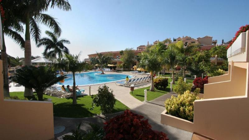 Apartamentos Jardín Del Conde